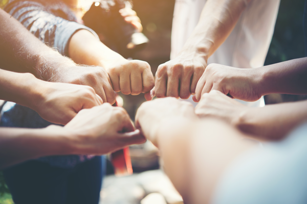 Transforma tus RRHH para ofrecer una experiencia y comprometer a tu fuerza laboral