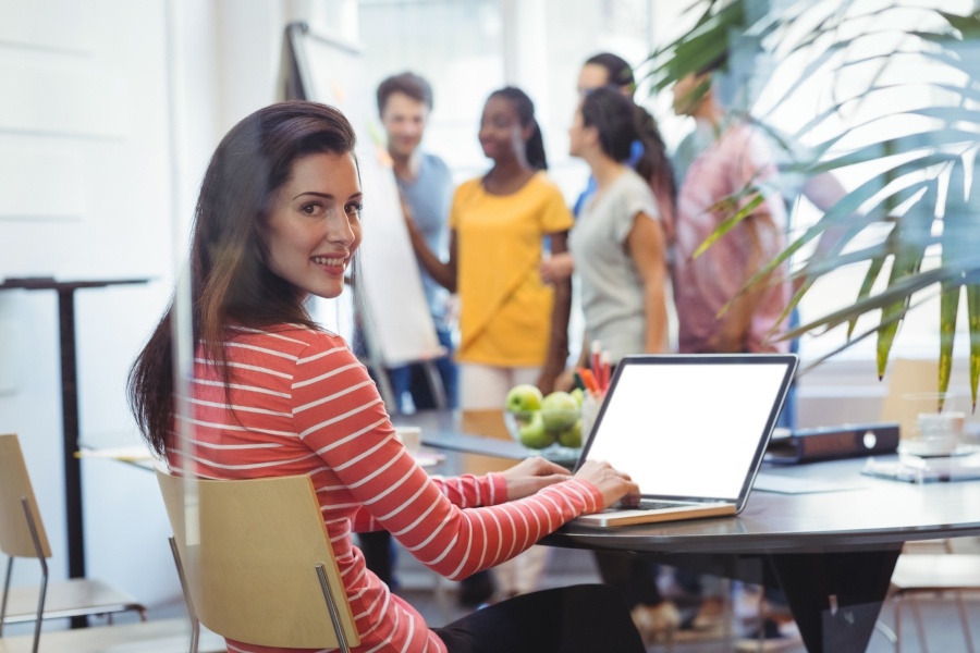 Cómo formar un mejor equipo de trabajo con un software de desarrollo y carrera